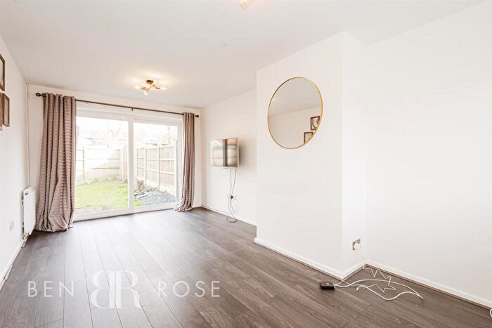 2 Bedroom End Of Terrace House To Rent In Queensway, Leyland, PR25