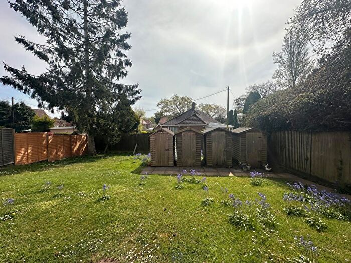 2 Bedroom Apartment To Rent In Lower Northam Road, SO30