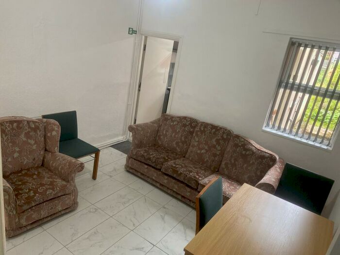 1 Bedroom Terraced House To Rent In Room Hubert Road, B29