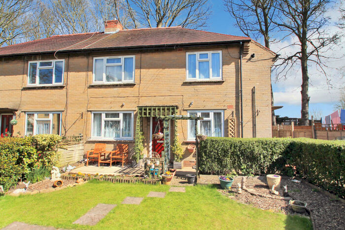 1 Bedroom Ground Flat To Rent In Meadowhurst Gardens, Pudsey, LS28