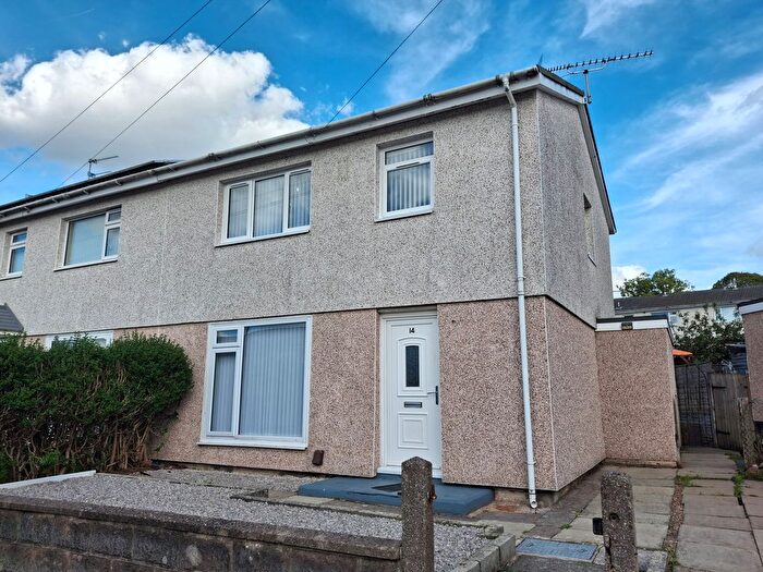 3 Bedroom Semi-Detached House To Rent In Springfield Road, Stoke-On-Trent, ST4