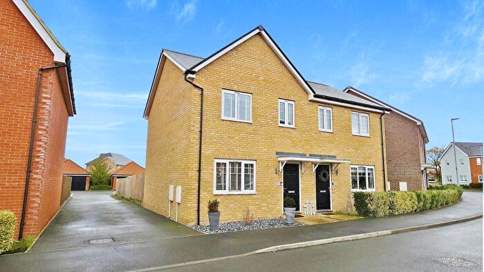 3 Bedroom Semi Detached House For Sale In Henderson Road, Thorpe-Le-Soken, CO16