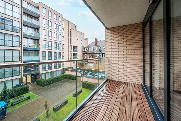 1 Bedroom Flat For Sale In Grove Place, Eltham, London, SE9