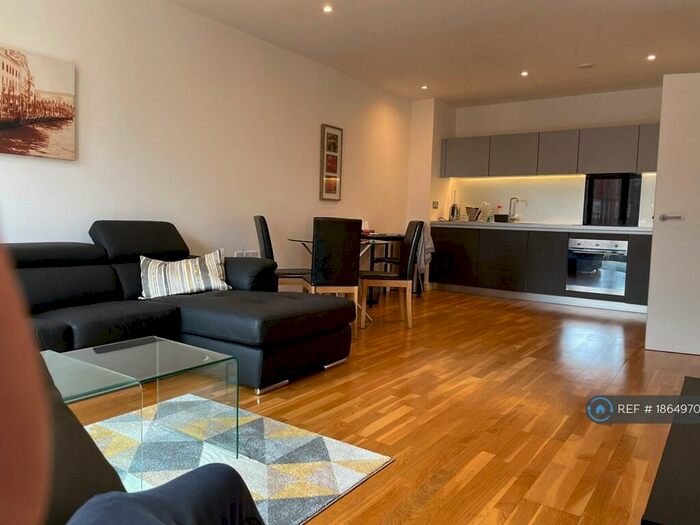 1 Bedroom Flat To Rent In Piccadilly Place, Manchester, M1