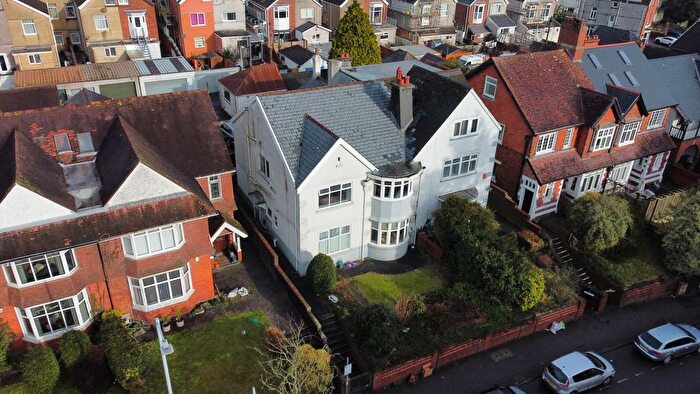 Studio To Rent In Uplands Crescent, Swansea, SA2