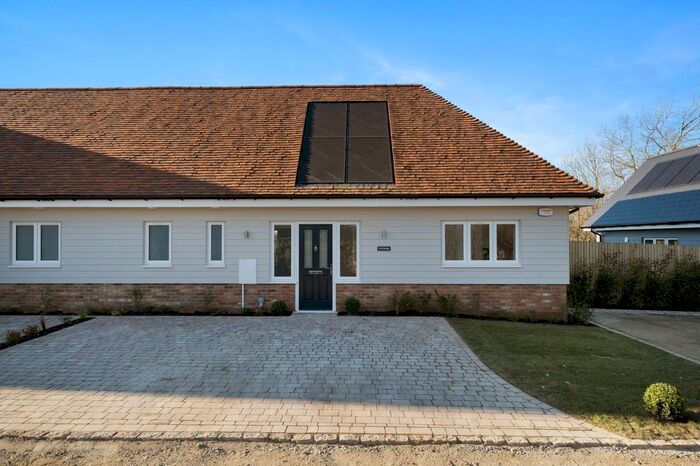 3 Bedroom Semi-Detached House For Sale In Little Surrenden, Ashford Road, TN26