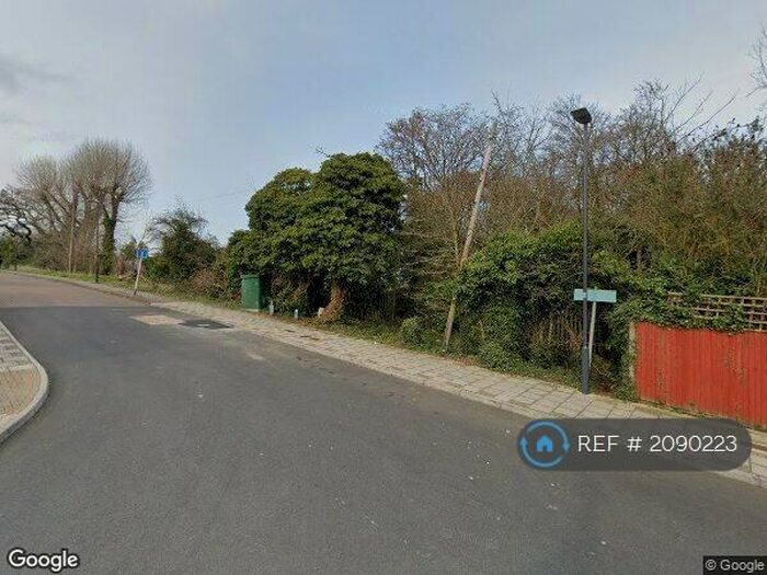 3 Bedroom Detached House To Rent In The Highway, Middlesex, HA7