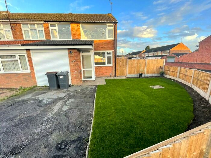 3 Bedroom End Of Terrace House To Rent In Trenance Road, Exhall, CV7