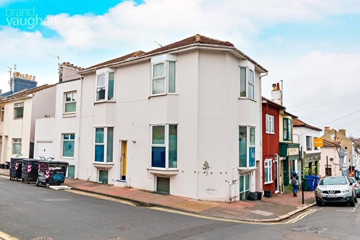 2 Bedroom Flat To Rent In Islingword Road, Brighton, East Sussex, BN2