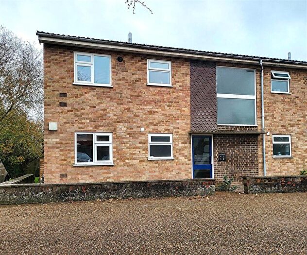 1 Bedroom Flat To Rent In Grovebury, Bellbanks Road, Hailsham, BN27