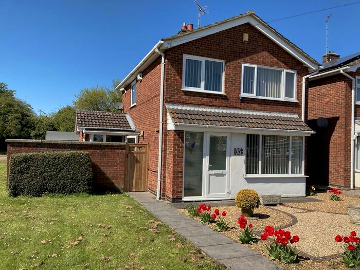 3 Bedroom Detached House To Rent In Carron Drive, Peterborough, Cambridgeshire., PE4