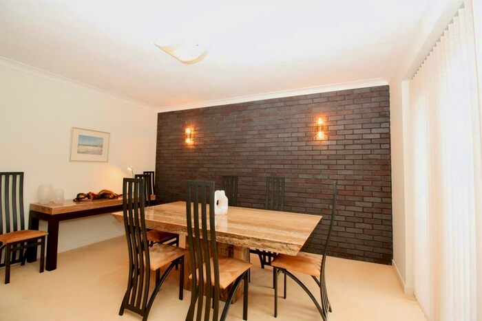 4 Bedroom Detached House For Sale In Penygroes, Groesfaen, Pontyclun, CF72