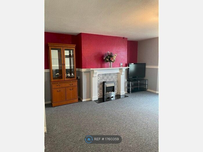 1 Bedroom Flat To Rent In Esplanade, Burnham-On-Sea, Somerset, TA8