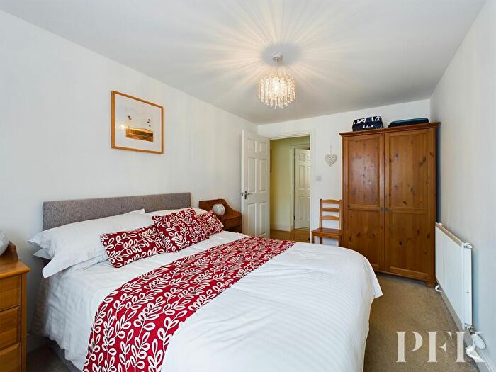 1 Bedroom Flat For Sale In Elliott Park, Keswick, CA12