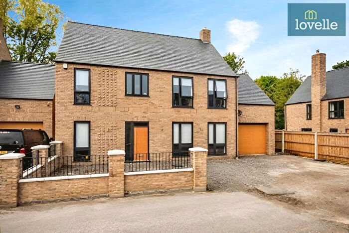 5 Bedroom Detached House For Sale In The Riverbank, Louth, LN11