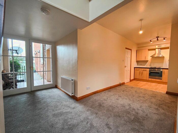 1 Bedroom Flat To Rent In Princes Court, Penrith, CA11