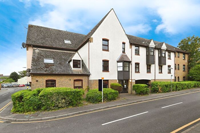 1 Bedroom Flat For Sale In Glebe Road, Chelmsford, Essex, CM1