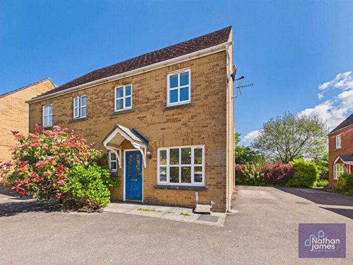 3 Bedroom Semi-Detached House For Sale In Heol Teifi, Caldicot, NP26