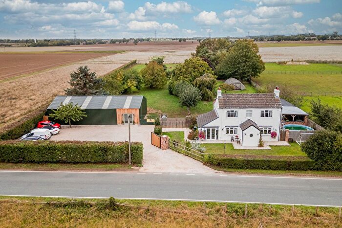 3 Bedroom Detached House For Sale In Asselby, Goole, DN14