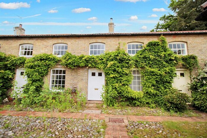Cottage For Sale In Brewery Yard, Gunton Park, Hanworth, Norwich, Norfolk, NR11