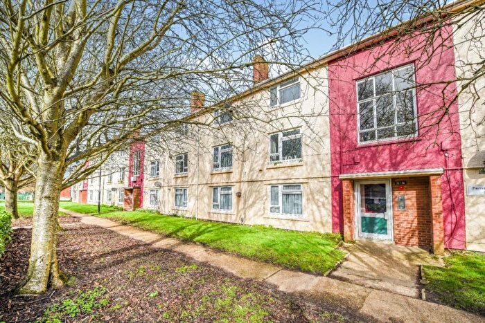 2 Bedroom Apartment To Rent In Fernside Close, Southampton, SO16