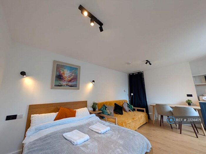 5 Bedroom Terraced House To Rent In Grosvenor Road, Coventry, CV1