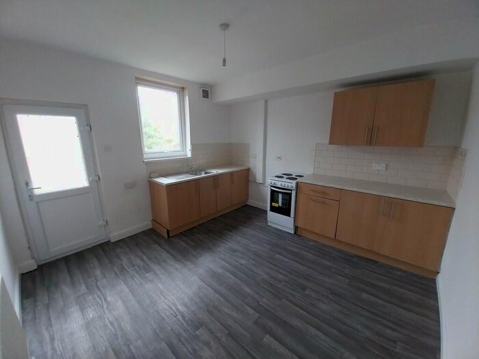 3 Bedroom Terraced House To Rent In Duncan Street, Brinsworth, S60