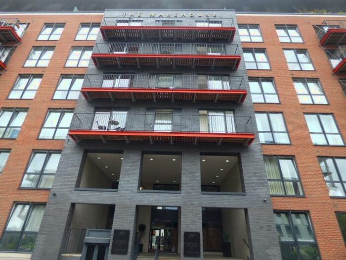 1 Bedroom Flat To Rent In Warehouse Court, Street, Woolwich Arsenal, SE18