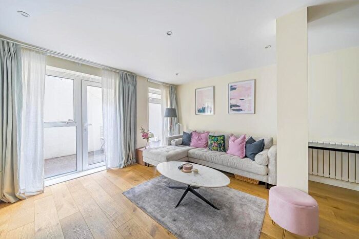 1 Bedroom Flat To Rent In Seward Street, Clerkenwell, London, EC1V