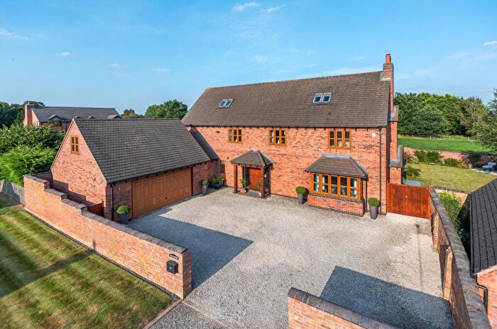 6 Bedroom Detached House For Sale In Back Lane, Harborough Magna, CV23