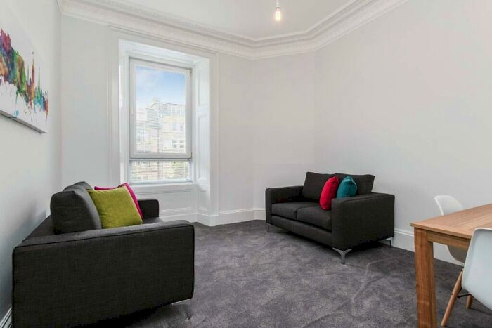 3 Bedroom Flat To Rent In Maxwell Street, Morningside, Edinburgh, EH10