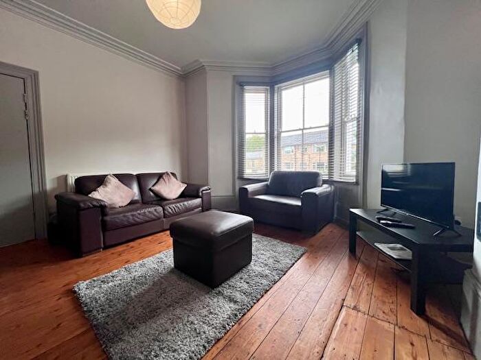 6 Bedroom House To Rent In Springvale Road, Sheffield, S6