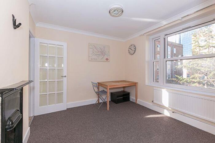 3 Bedroom Apartment To Rent In Jacobson House, Old Castle Street, London, E1