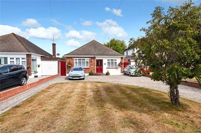 3 Bedroom Bungalow For Sale In Leitrim Avenue, South Shoeburyness, Essex, SS3