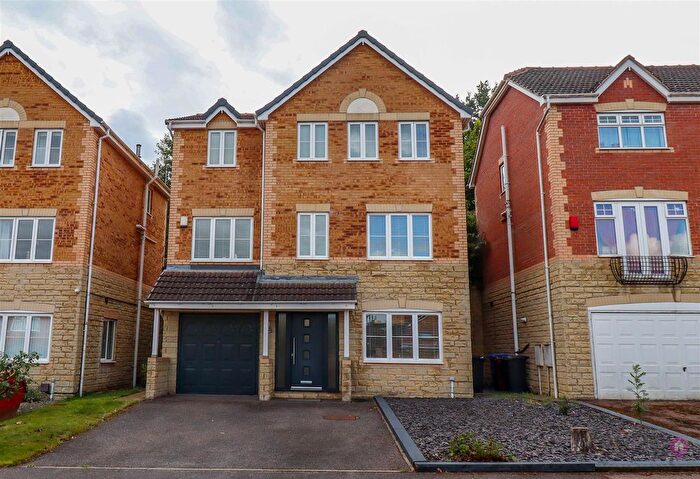 4 Bedroom Detached House For Sale In Moorthorpe Rise, Owlthorpe, Sheffield, S20