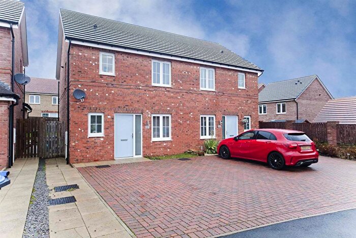 3 Bedroom Semi Detached House For Sale In Cargills Court, Wingate, TS28