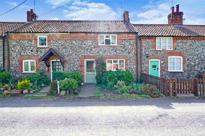 3 Bedroom Terraced House For Sale In Rectory Row, Great Massingham, King's Lynn, Norfolk, PE32