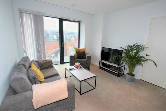 2 Bedroom Apartment To Rent In Local Blackfriars, M3