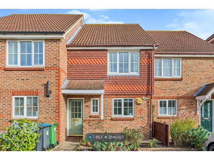 2 Bedroom Terraced House To Rent In Hornchurch Close, Kingston Upon Thames, KT2