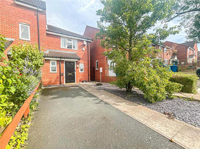 2 Bedroom End Of Terrace House To Rent In Marmion Park, Tamworth, Staffordshire, B79