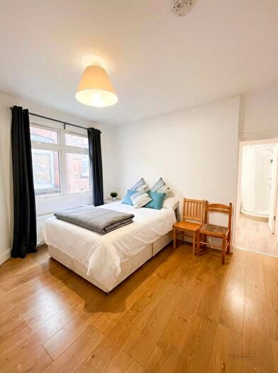 Studio To Rent In Churchmead Road, London, NW10