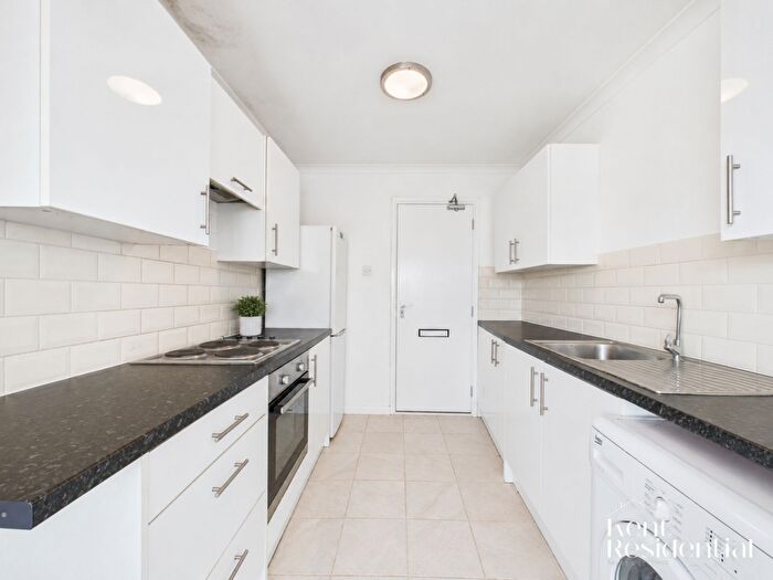 Studio To Rent In Dalton Street, Deana Court Dalton Street, ME7