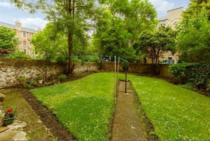 1 Bedroom Flat To Rent In Elgin Terrace, Easter Road, Edinburgh, EH7