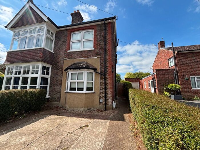 2 Bedroom Semi Detached House To Rent In Vicarage Road, Maidstone, ME18