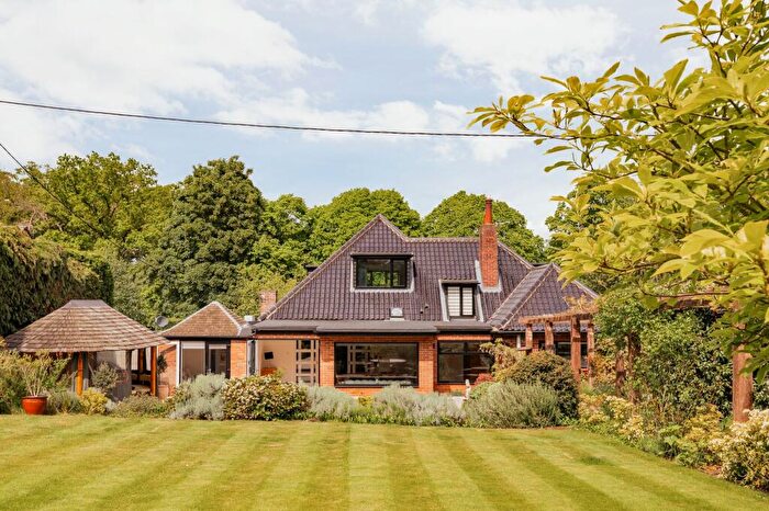 3 Bedroom Detached House For Sale In Meticulously Renovated Detached Home In Taverham, NR8