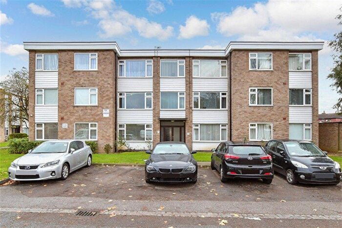 2 Bedroom Flat For Sale In Ferguson Court, Gidea Park, Essex, RM2
