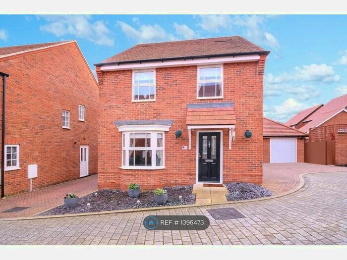 4 Bedroom Detached House To Rent In Elinor Vale, Ebbsfleet Valley, Swanscombe, DA10