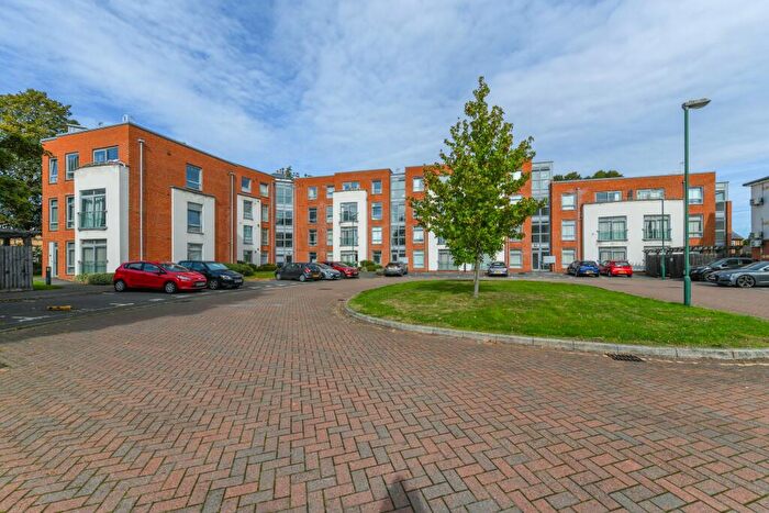 2 Bedroom Flat To Rent In Abbey Street, Nottingham, NG7