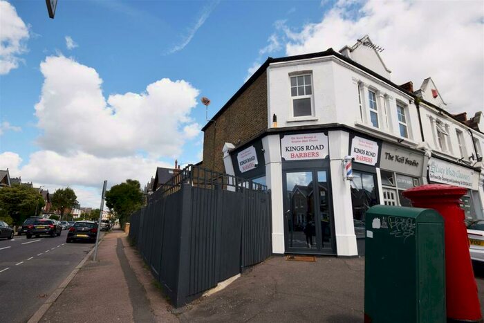 2 Bedroom Apartment To Rent In Kings Road, Kingston Upon Thames, KT2