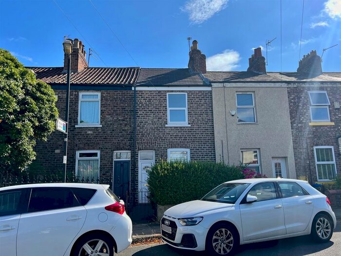 2 Bedroom Property To Rent In Field View, York, YO30